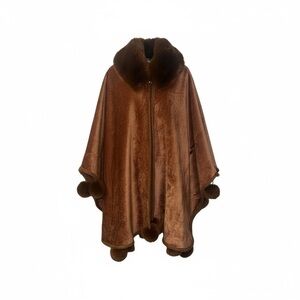 WBG Fashion Faux Fur Acrylic Cape / Shawl with Pom Trim — One Size NWT
